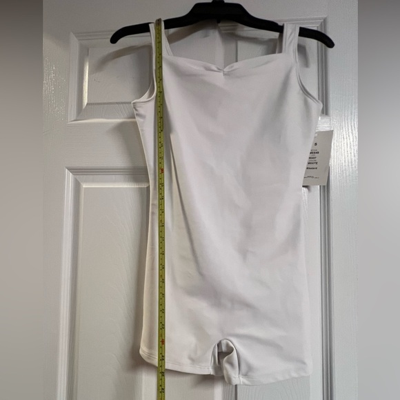 Dance/Biketard White Romper NWT Size Small - Picture 4 of 6